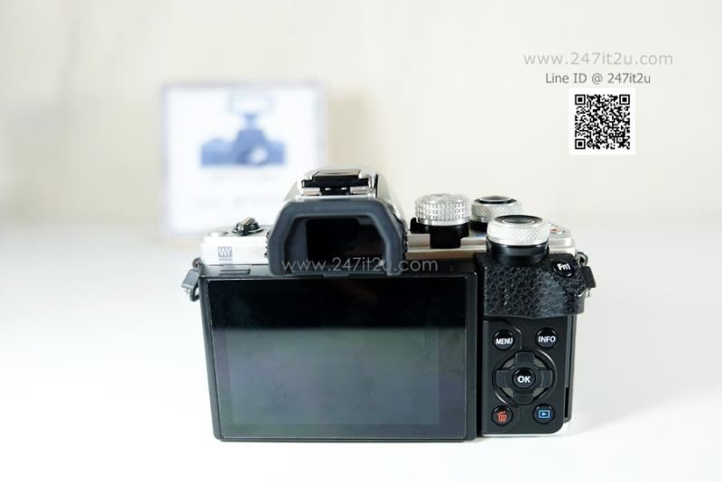 ขาย กล้อง Olympus OM-D EM10 mark 2 สี silver ยกกล่อง สภาพสวยๆ 